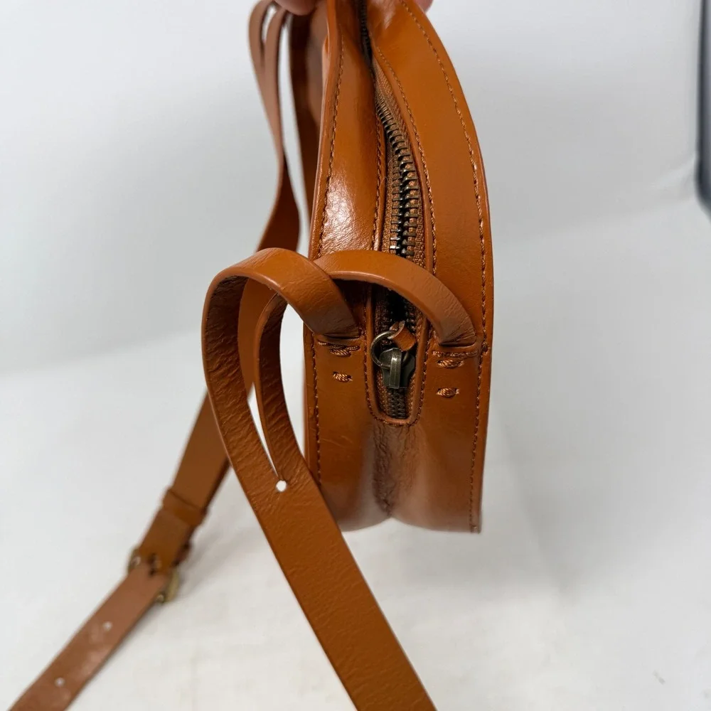 Madewell Crossbody Bag Brown Small Pebbled Leather Minimalist Everyday Timeless